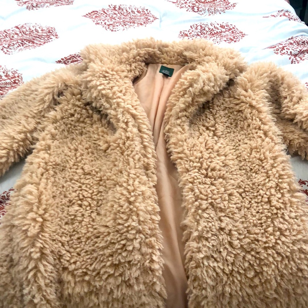 Wild Fable Faux Fur Coat size Medium. Good Condition.